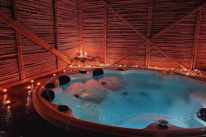 Villa für 18 Personen, mit Whirlpool und Garten in Lloret de Mar