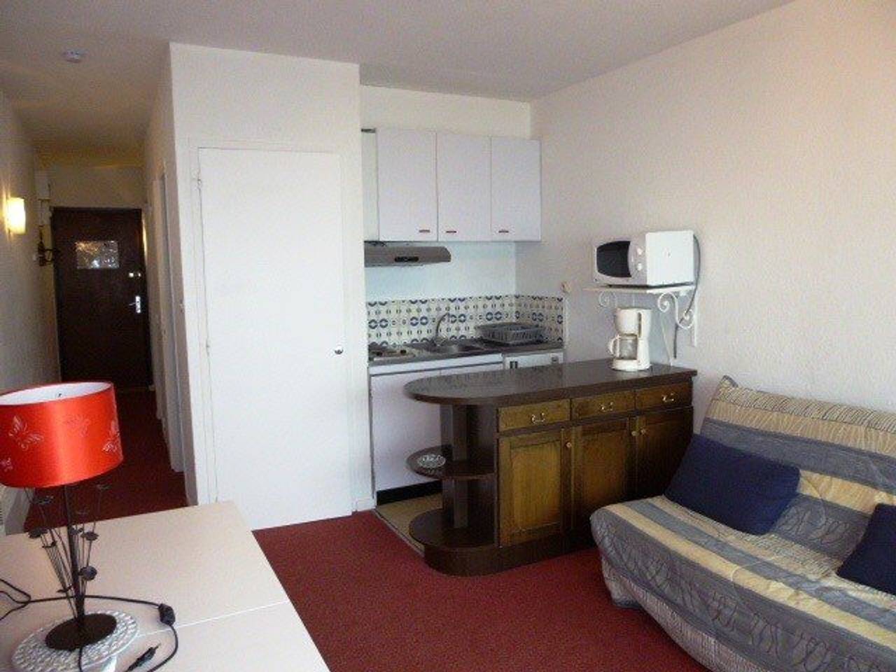 Estudio entero, Estudio para 6 personas a pie de pistas con balcón, guardaesquís y aparcamiento gratuito in La Pierre Saint-Martin, Arette