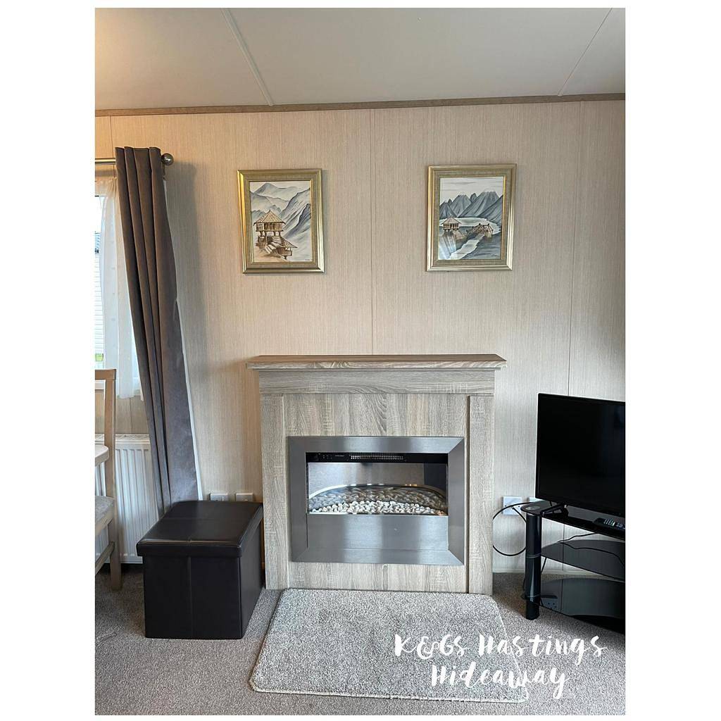 Comfortable 3-Bed Caravan - Combe Haven  in Hastings, Ost Sussex