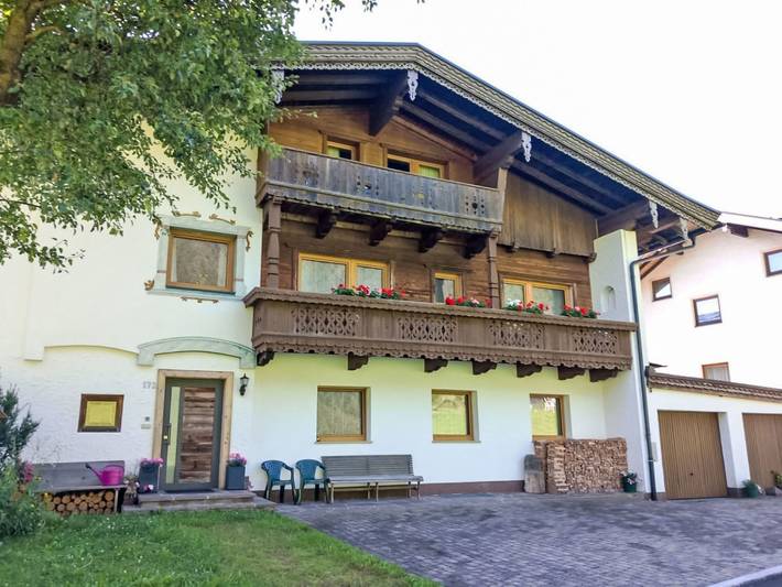 Ferienwohnung für 8 Personen, mit Garten in Hippach