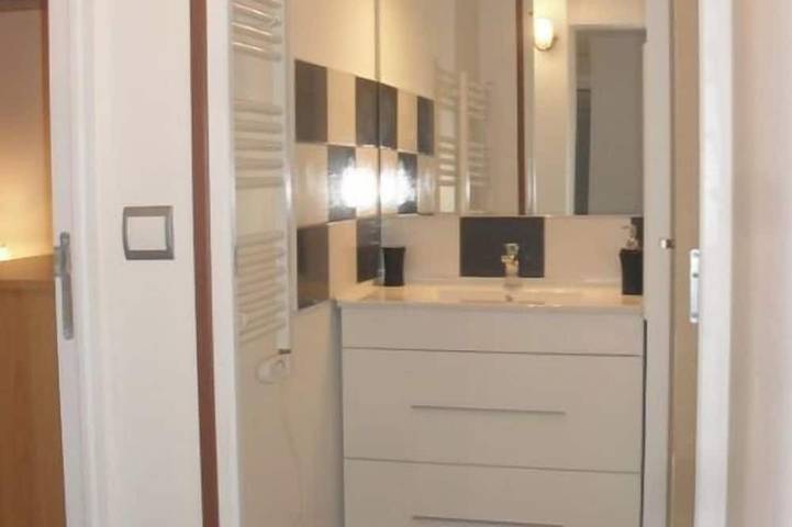 Gîte pour 2 personnes, avec terrasse à Creissels - 3