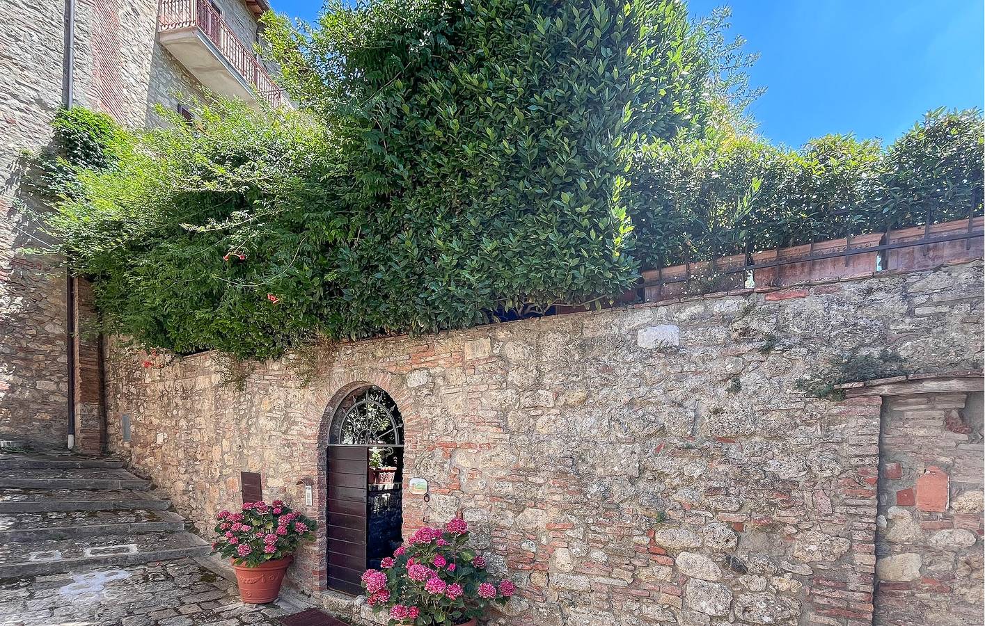 Cetona Retreat: Zwembad, tuin, WiFi, parkeerplaats, lopen naar centrum in Cetona, Provincie Siena