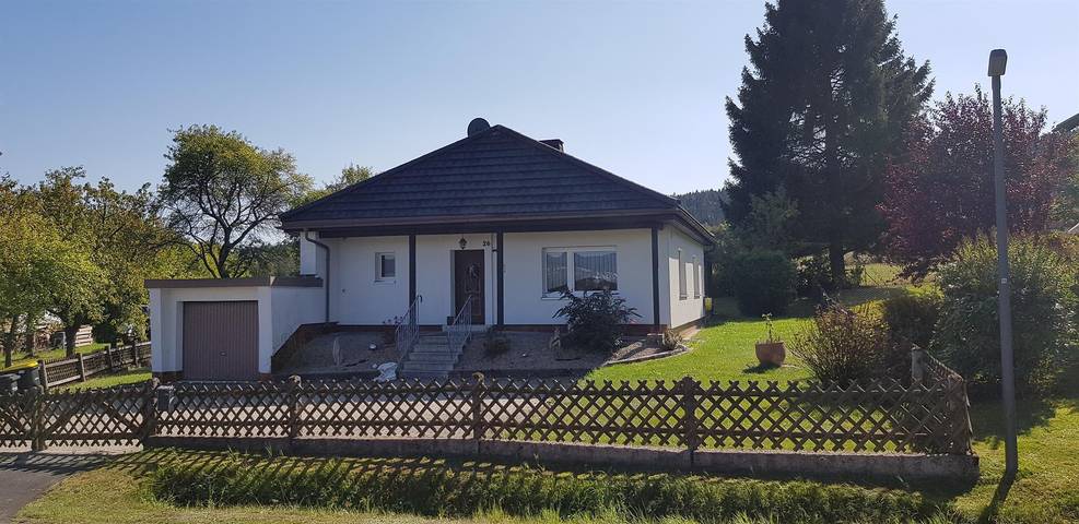 Ferienhaus für 4 Personen, mit Terrasse und Garten in Mehlmeisel
