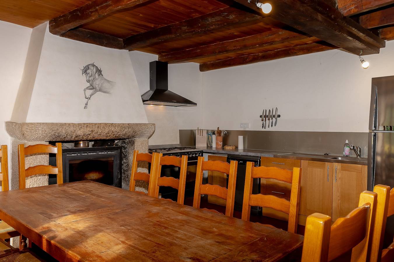 Ferienhaus 'Le Palefroi De Merlas' mit Bergblick und privatem Garten in Merlas, La Tour-du-Pin und Umgebung