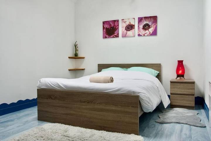 Gîte pour 6 personnes, avec terrasse à Saint-Caradec - 2