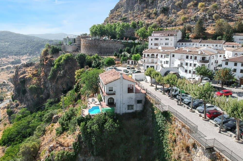 Homerez - Chalet auténtico en Grazalema con piscina privada in Grazalema, Pueblos Blancos
