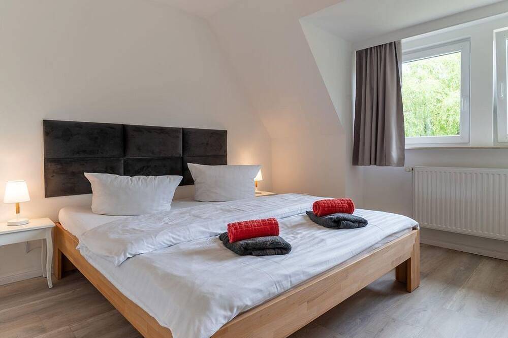 Ganze Wohnung, Ferienwohnung Louisa von Ahrentschildt - Ferienwohnung von Ahrentschildt- Pole in St. Peter-Ording, Eiderstedt