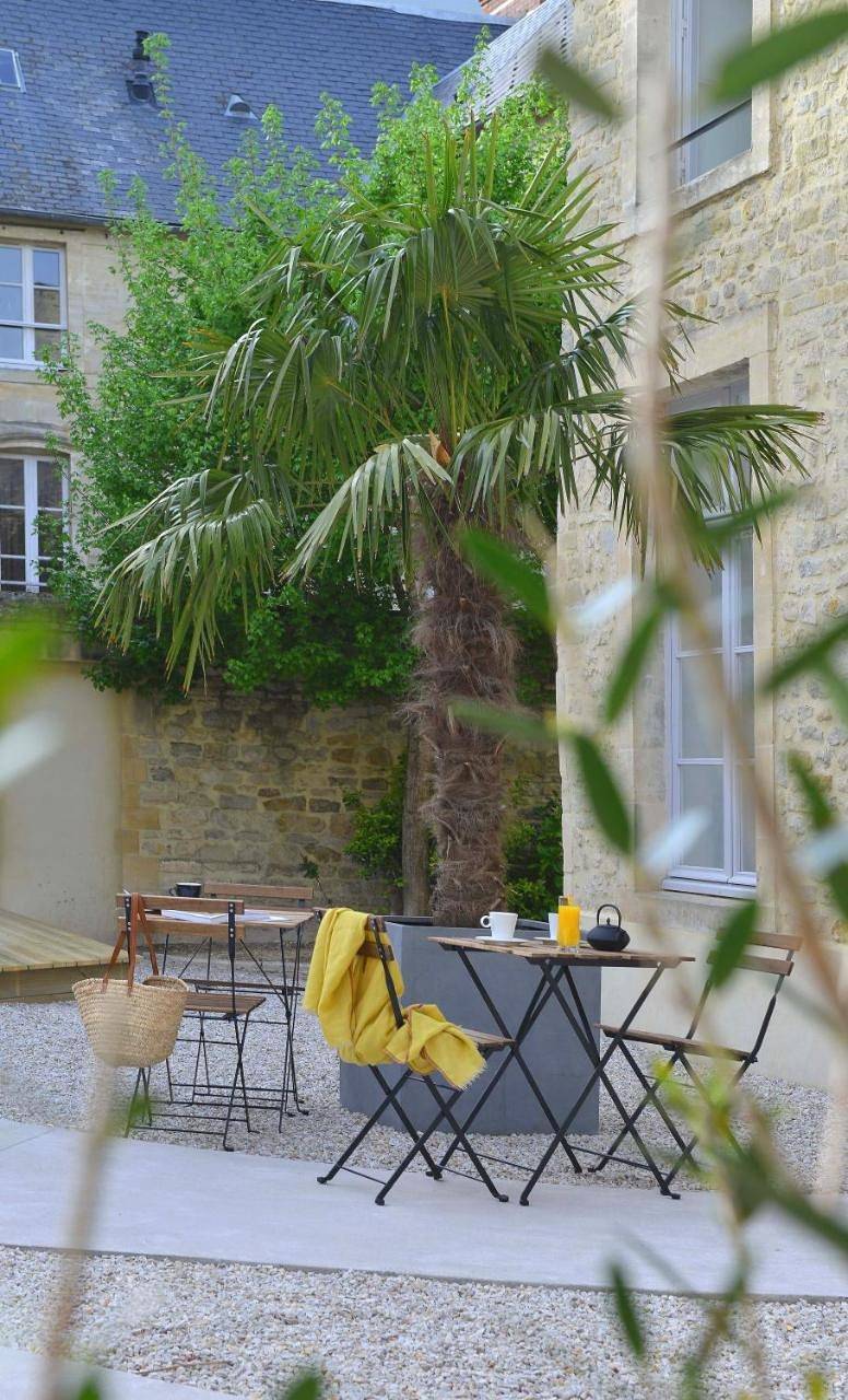 Superior Deluxe Double or Twin Room in Bayeux, Bayeux region