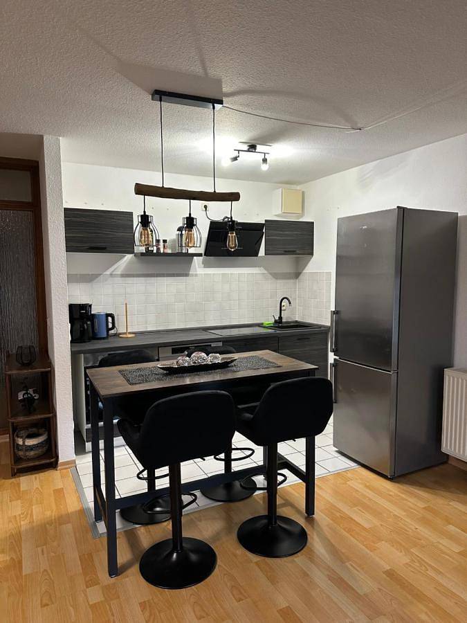 Ganze Wohnung, One-Bedroom Apartment in Südwest, Leipzig