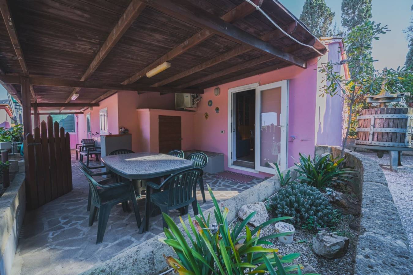 Ganze Ferienwohnung, Ferienwohnung für 2 Personen mit Garten in Elba
