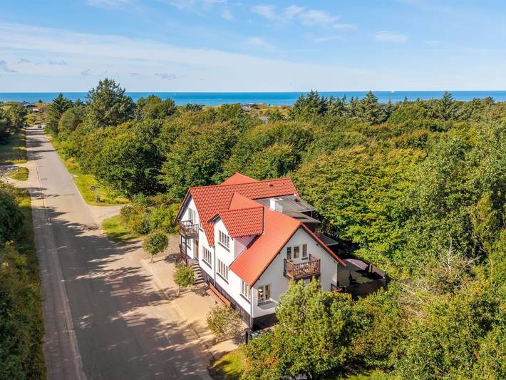 Ferienhaus für 16 Personen, mit Balkon und Terrasse sowie Sauna in Hirtshals region