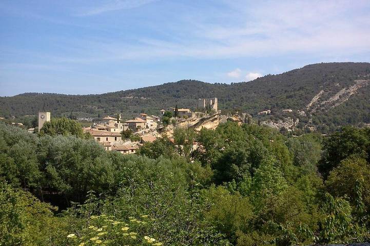 Location de vacances pour 6 personnes, avec Terrasse et Jardin à Mollans-sur-Ouvèze