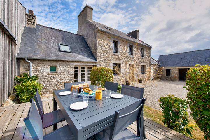 Maison de vacances pour 6 personnes, avec Terrasse et Jardin à Kerlouan