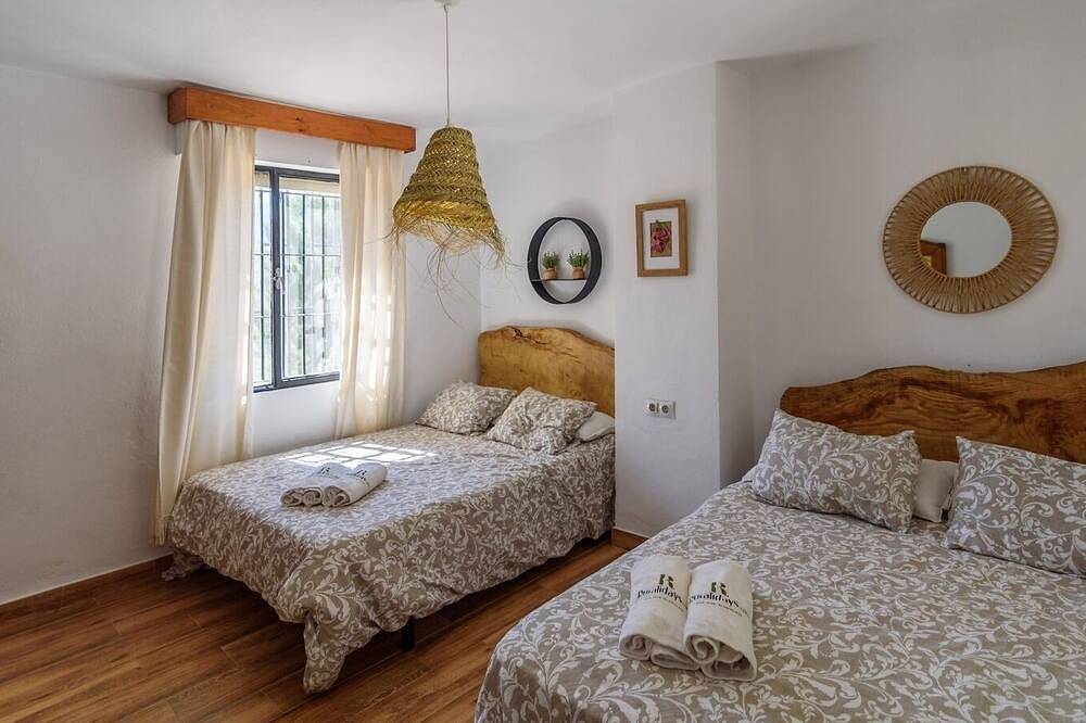Casa Rural Monte Dios Jubrique by Ruralidays in Jubrique, Provincia de Málaga