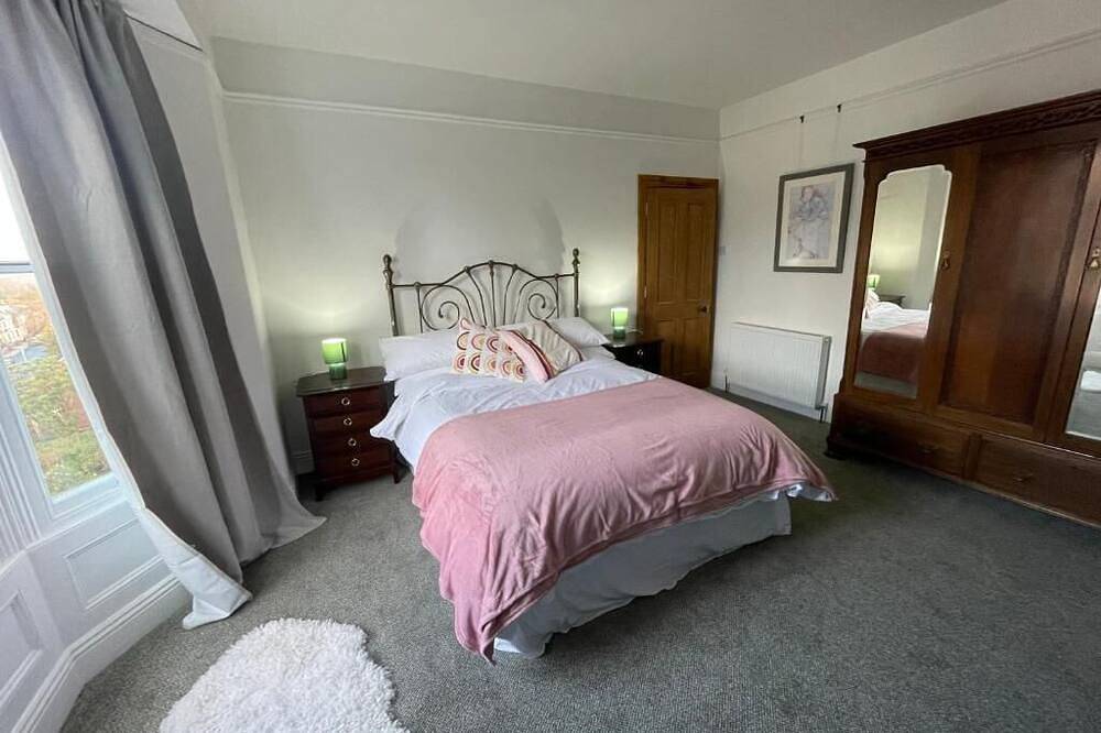 \"Ivyholme\" Superb Premium House in Central Durham Location in Durham, County Durham