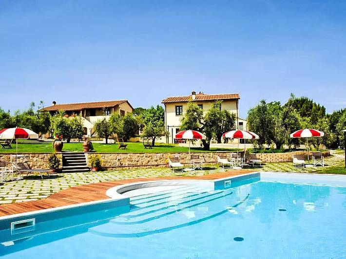 Appartamento per 6 persone, con piscina e giardino a Cerreto Guidi