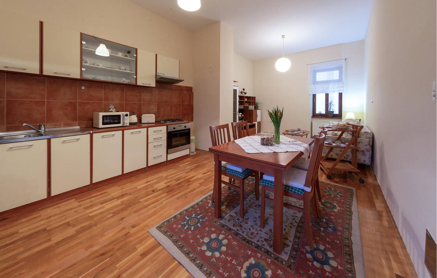 Apartamento vacacional entero, Apartamento de vacaciones para 4 personas con terraza in Prozor, Condado de Lika-Senj