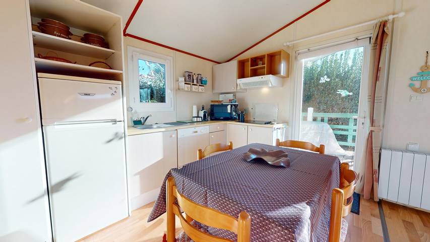 Mobil home pour 6 personnes, avec terrasse et jardin à Brem-sur-Mer - 3