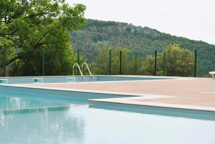 Holiday village for 4 people, with terrace and pool as well as garden and children pool - 1