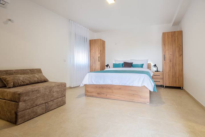 Gîte pour 3 personnes, avec balcon/terrasse dans Neum - 2