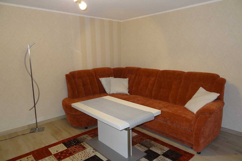 Entire apartment, Vacation apartment (in the house - separate entrance - basement) - 2 vacation apartments in Wesenberg, Mecklenburg-Strelitz