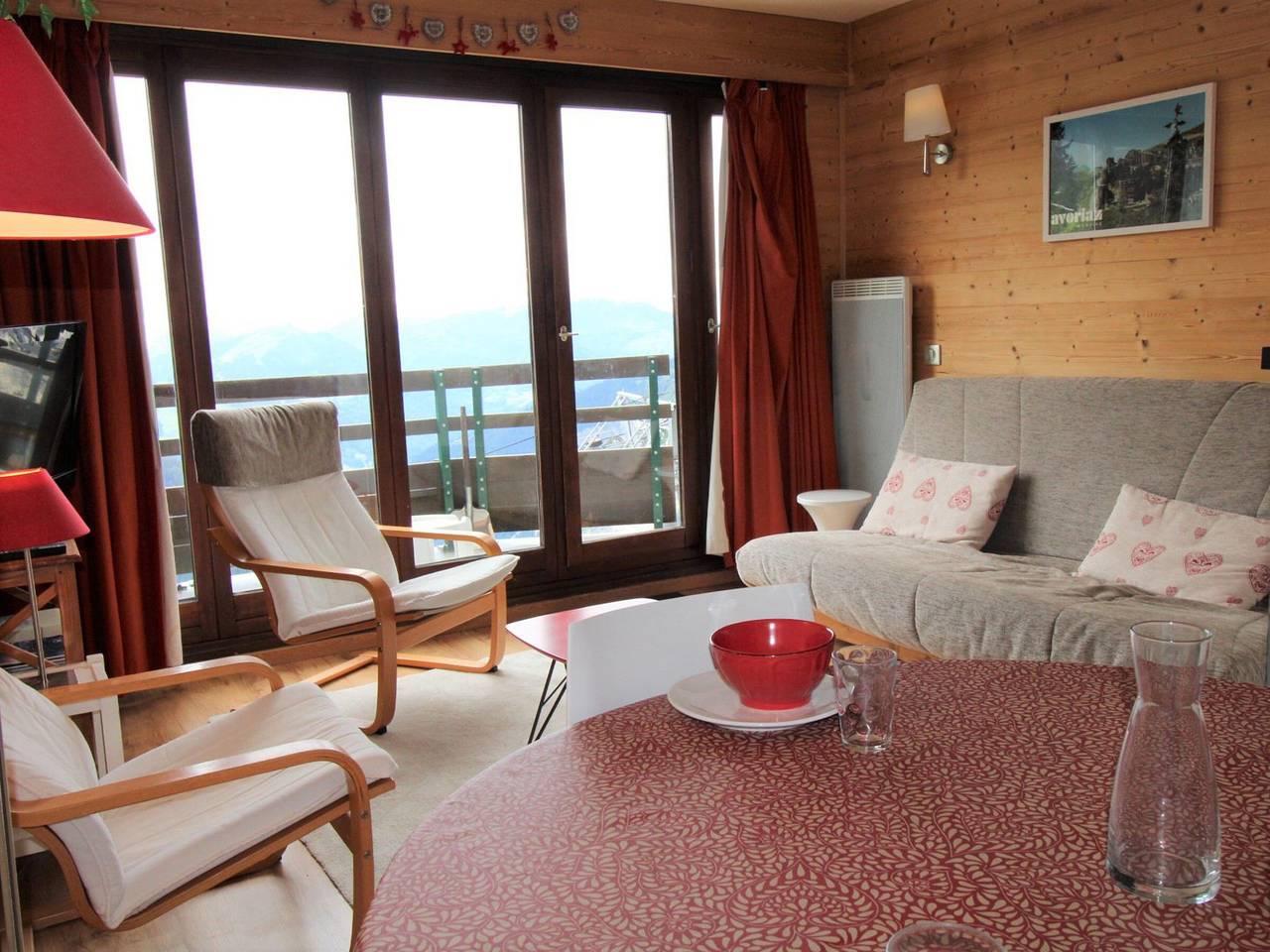 Geheel appartement, Avoriaz - Duplex for 6 with balcony and Wifi in Morzine, Les Portes du Soleil
