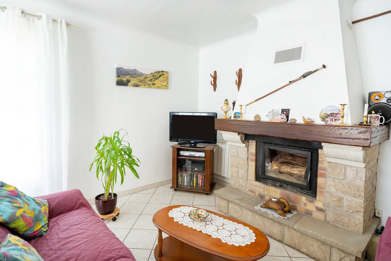 Appartamento intero, Appartamento 'Location F3' con vista montagna, terrazza privata e Wi-Fi in Saint-Pée-sur-Nivelle, Bayonne e dintorni