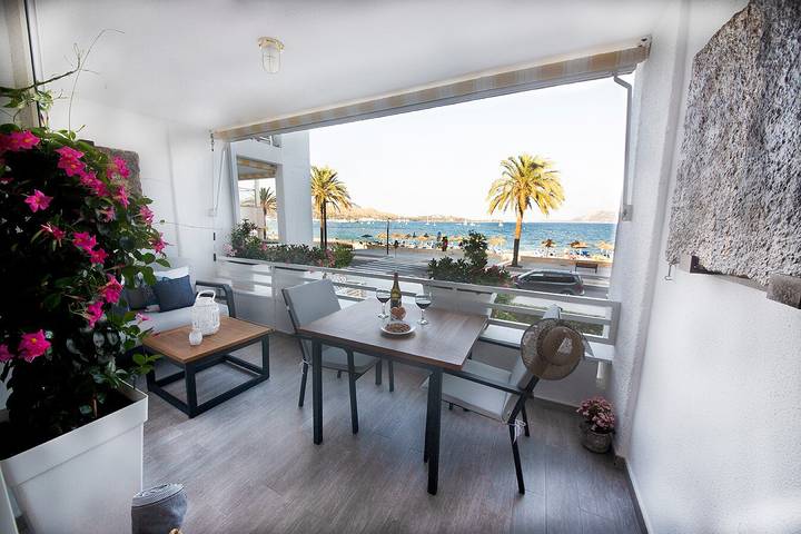 Apartamento inteiro, Apartamento "Sivella" perto da Praia com Terraço, Varanda, A/C & Wi-Fi in Port de Pollença, Pollença