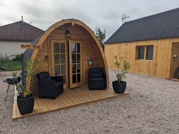 Gîte pour 2 personnes, avec terrasse à Saint-Eulien