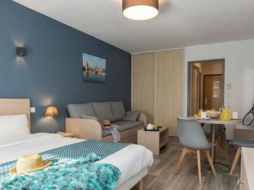 Camping pour 6 Personnes dans Rancon, Région de Bellac, Photo 2