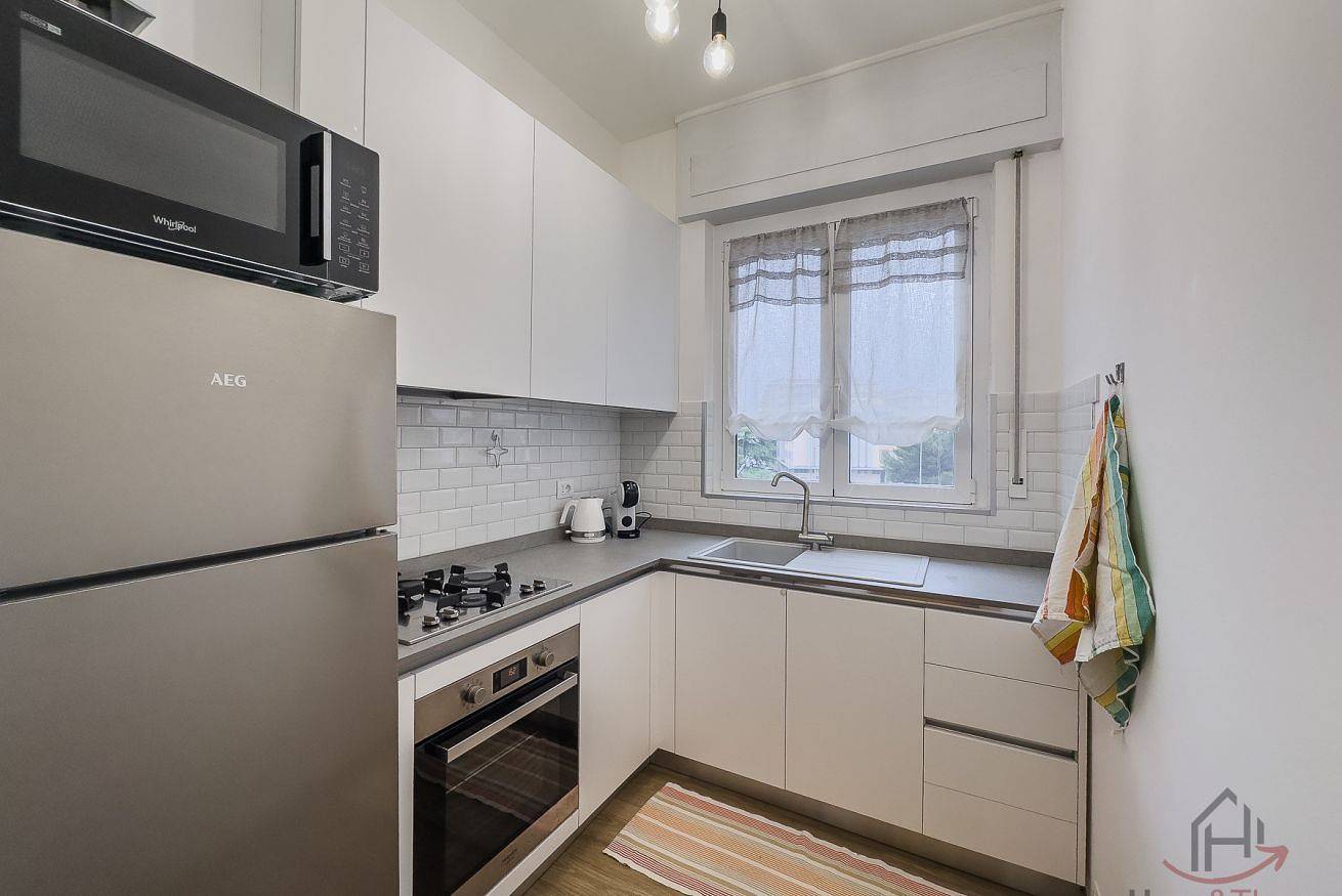 Ganze Wohnung, [Meer 350m] Bahnhof 9 Min • Smarttv • Wifi in Savona (Stadt), Savona