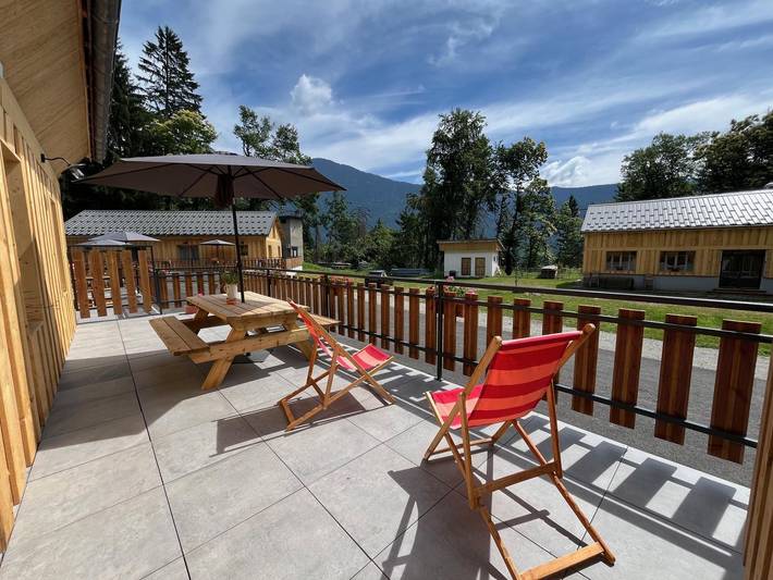 Gîte pour 6 personnes, avec terrasse à La Léchère