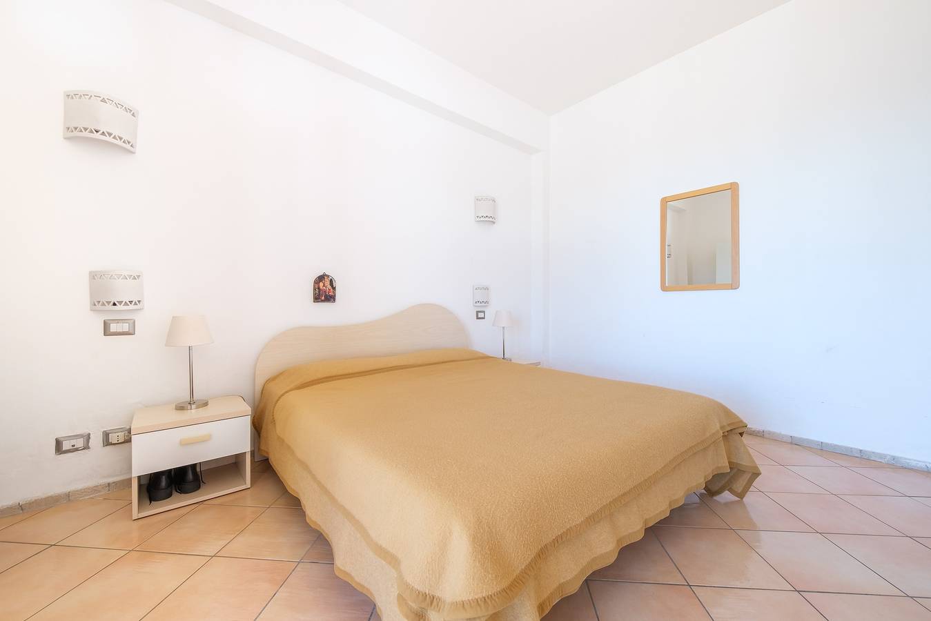 Apartamento entero, Apartamento 'Suite De Pasquale 3 Camere' con vistas al mar, Wi-Fi y aire acondicionado in Lipari (pueblo), Lipari