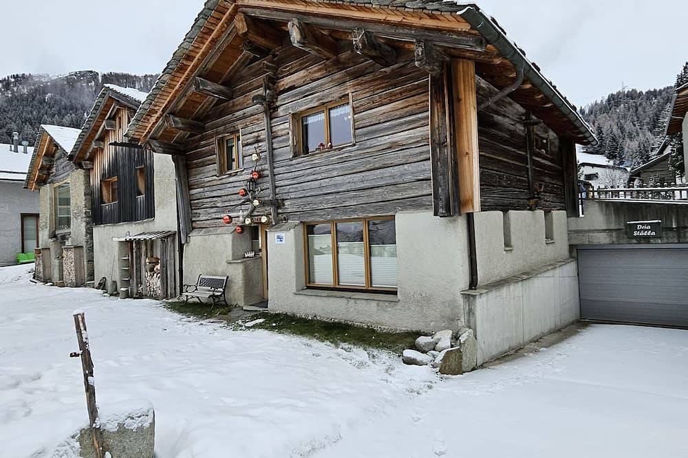 Ganze Wohnung, Studio Müller Dria Ställa, (Splügen). in Rheinwald, Oberhalbsteiner Alpen