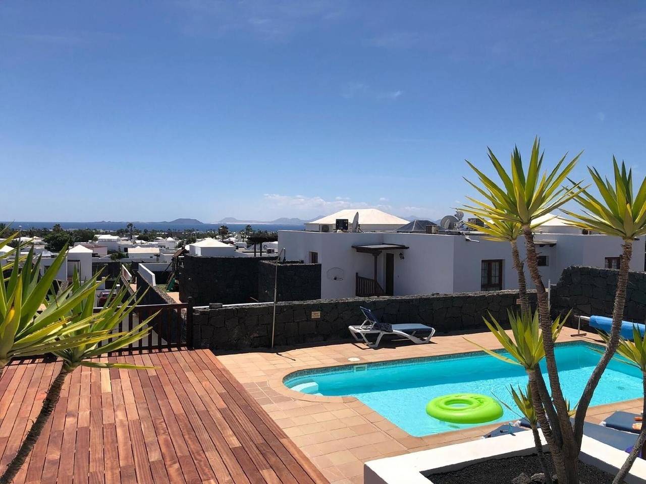 Vacaciones 'Casa Laura' con piscina climatizada, vistas al mar, Wi-Fi y aire acondicionado in Playa Blanca, Yaiza