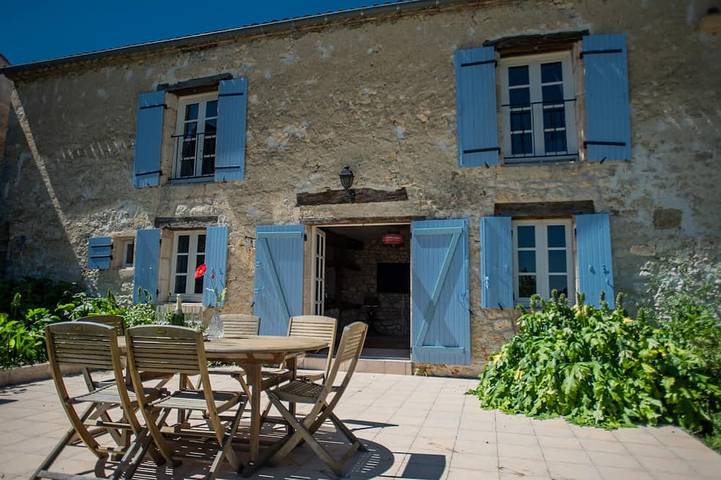Location de vacances pour 6 personnes à Savignac-de-Duras