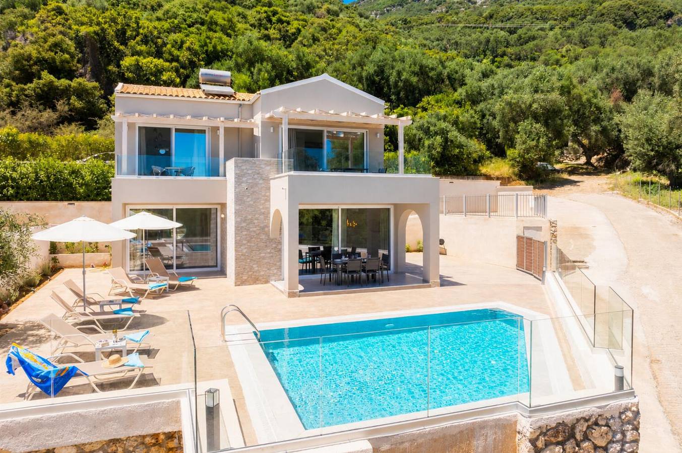 Villa pour 6 personnes avec vue sur l’océan in Mparmpati, Corfou