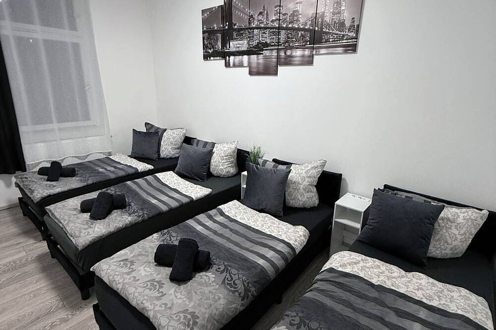 Ganze Wohnung, Ferienwohnung - modernes Heim Li-Apartments in Pforzheim, Nordschwarzwald