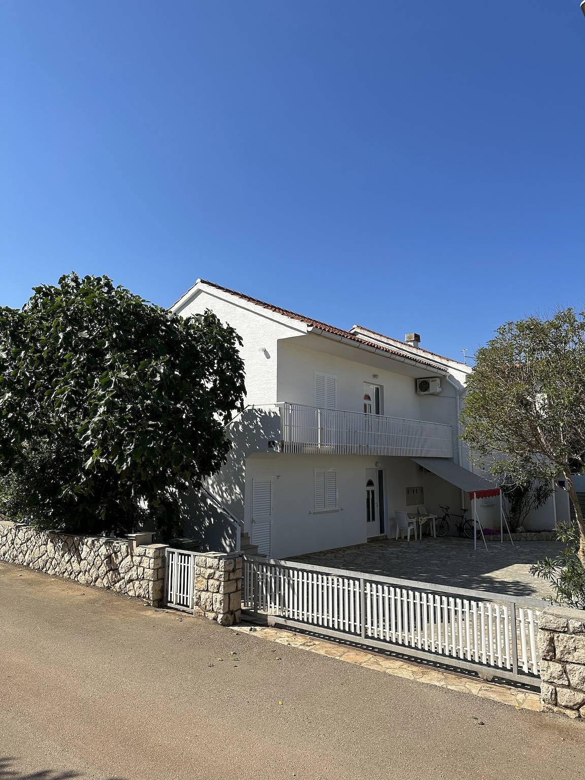 Entire apartment, One bedroom apartment with terrace Novalja, Pag A-22963-a in Novalja, Pag Island