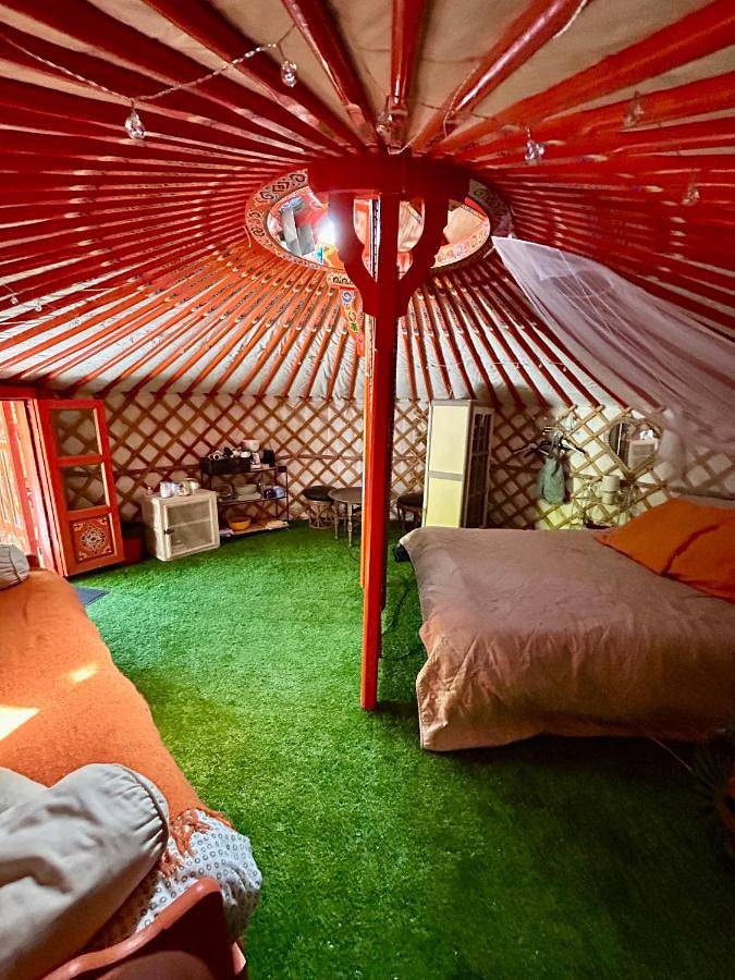 Tente pour 4 personnes, avec jardin ainsi que piscine et vue dans les Pyrénées-Orientales - 2