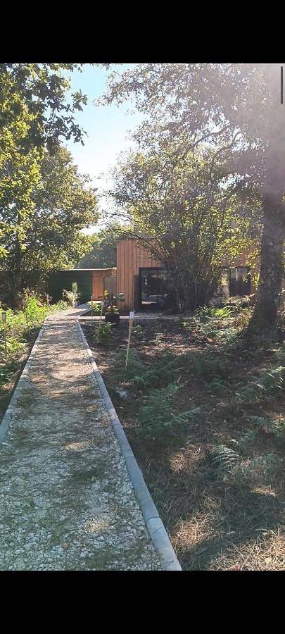 Location de vacances pour 2 personnes, avec piscine ainsi que jardin et terrasse à Moulis-en-Médoc - 2