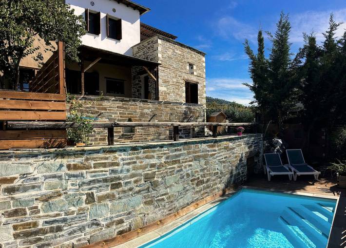 Ferienhaus für 8 Personen, mit Meerblick und Balkon sowie Garten und Pool am Pilion