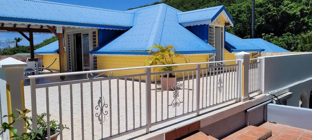 Location de vacances pour 6 personnes, avec vue et balcon, adapté aux familles à Vieux-Fort - 3