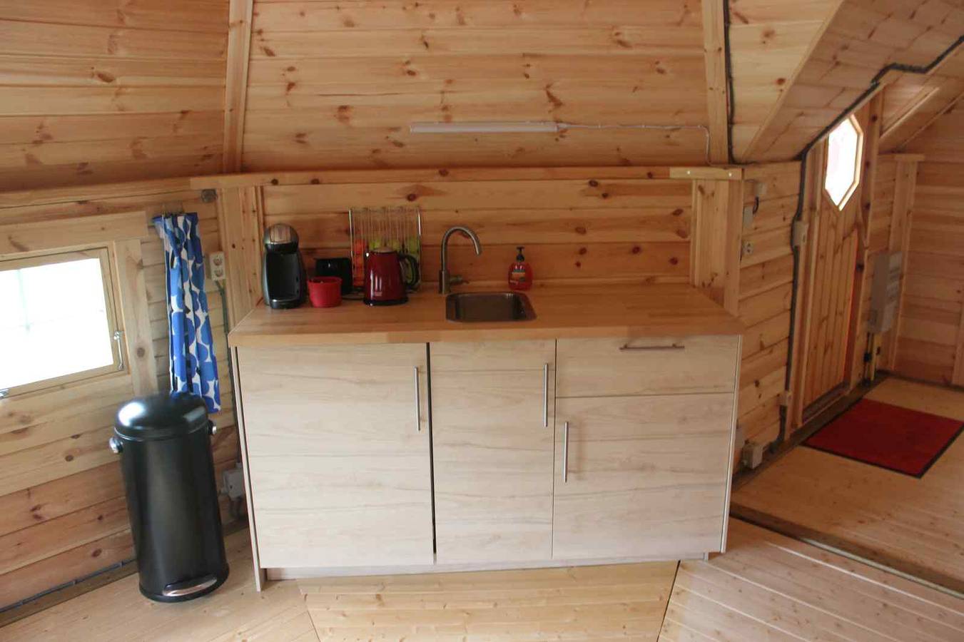 Wunderschön gelegenes finnisches Ferienhaus für 4 Personen in Roderwolde bei Groningen in Drenthe
