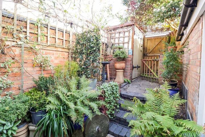Holiday rental for 2 people, with garden, with pets in Evesham