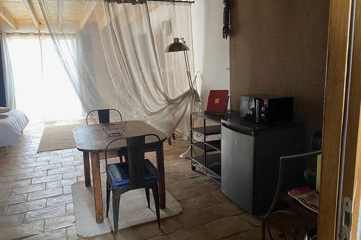 Location de vacances pour 4 personnes, avec jardin à Fourques - 4