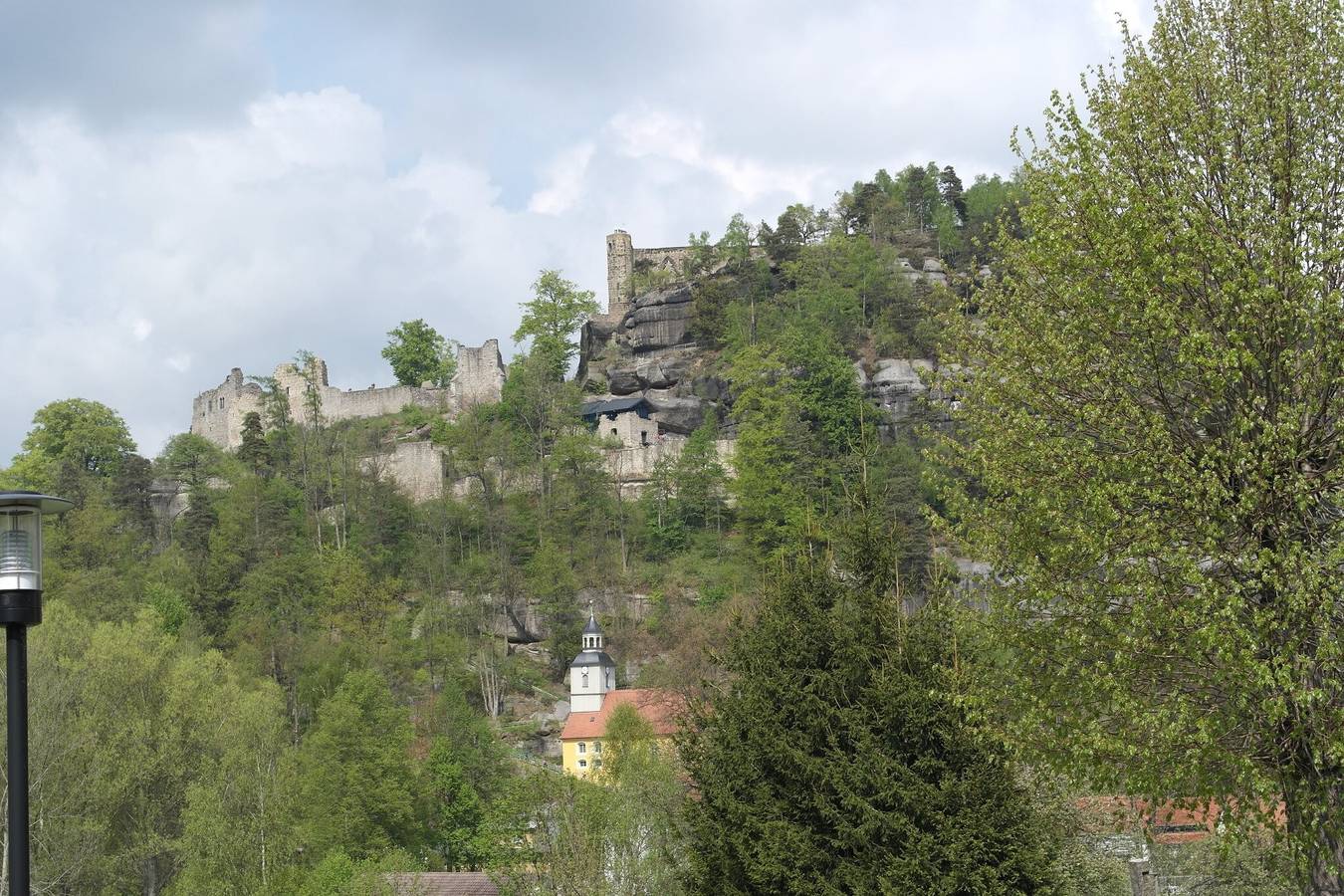 Entire apartment, Apartment 'Ferienwohnung Lucke' with Mountain View, Private Terrace and Wi-Fi in Lückendorf, Oybin
