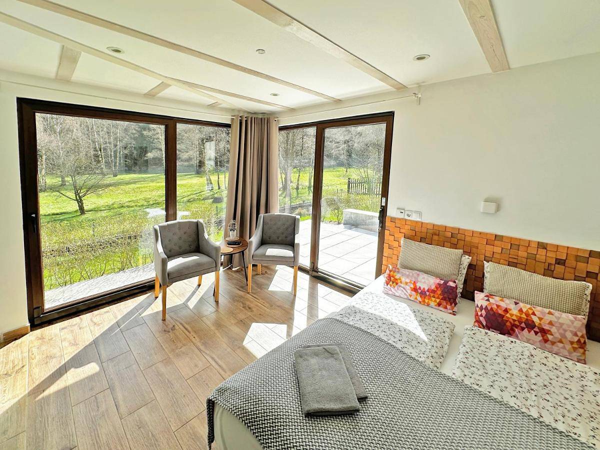 Ganze Wohnung, Ameisenberg Appartement für Bahnfans in Olbersdorf, Zittauer Gebirge