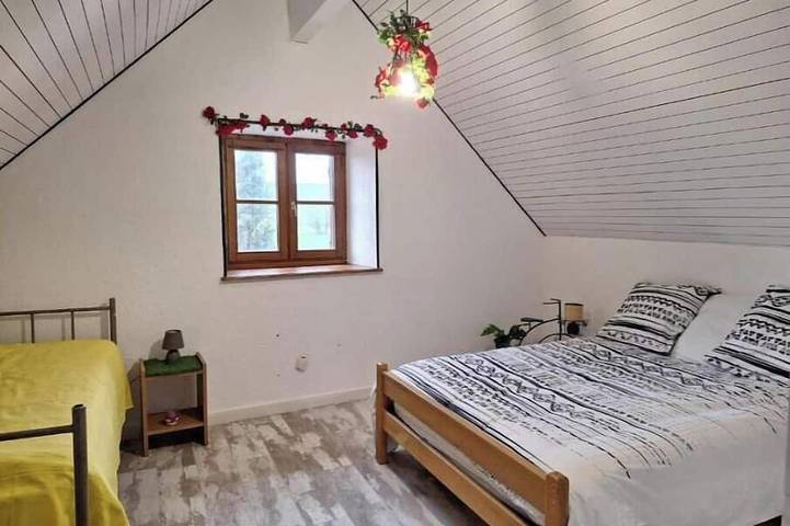 Fée Grenouille Vacation Rental: 3-Bedroom House in Martigny-le-Comte, Charolles und Umgebung