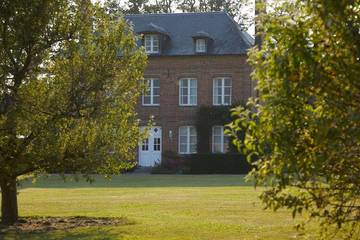 Gîte pour 10 personnes, avec jardin à Doudeville